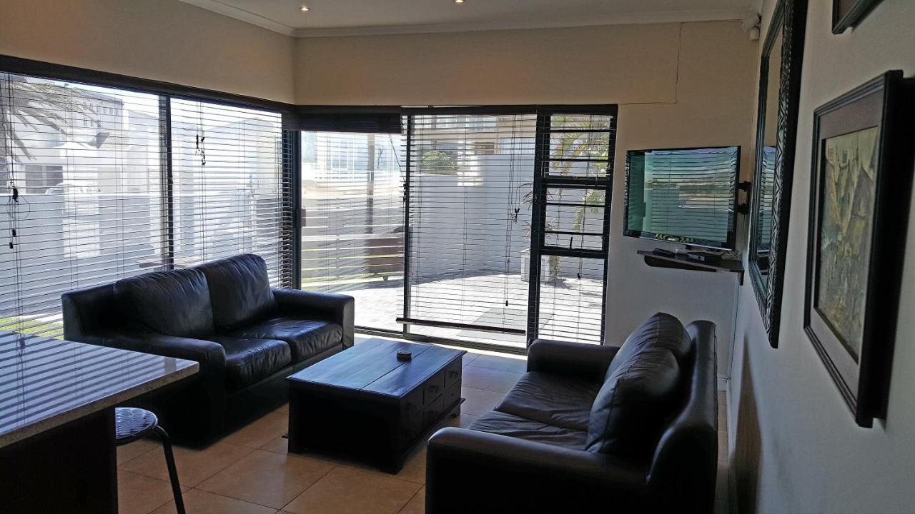 Beach Apartment เมลค์บอสสตรันด์ ภายนอก รูปภาพ