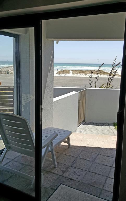 Beach Apartment เมลค์บอสสตรันด์ ภายนอก รูปภาพ